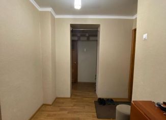 Продам двухкомнатную квартиру, 53 м2, Нижнекамск, проспект Строителей, 32