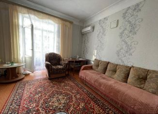 Продается 2-комнатная квартира, 61 м2, Райчихинск, Коммунистическая улица, 29