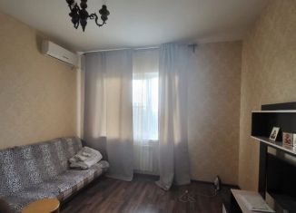 Продается 1-ком. квартира, 37 м2, Абинск, улица Советов, 128А