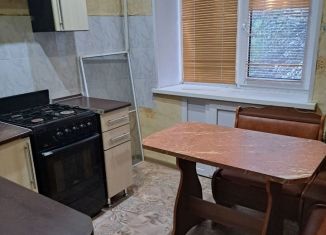 Сдача в аренду 3-ком. квартиры, 56 м2, Камышин, улица Ленина