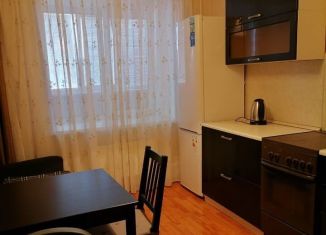 Сдается 1-комнатная квартира, 41 м2, Тольятти, улица 40 лет Победы, 11Б