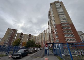 2-ком. квартира в аренду, 63 м2, Санкт-Петербург, улица Бадаева, 14к1, Невский район