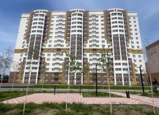 Трехкомнатная квартира на продажу, 83.7 м2, Благовещенск, Заводская улица, 2/4