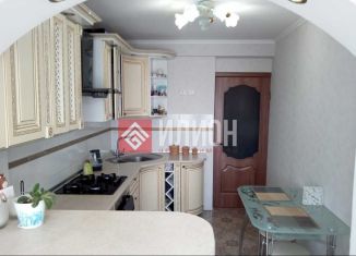 Продается 3-ком. квартира, 76 м2, Севастополь, улица Адмирала Фадеева, 21Б