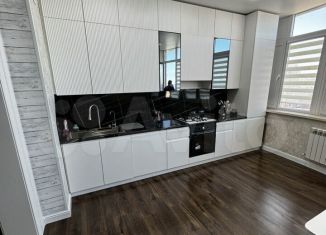 Продажа трехкомнатной квартиры, 115 м2, Дагестан, проспект Петра I, 103Вк2