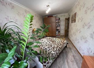 Продается трехкомнатная квартира, 65 м2, Ставропольский край, улица Губина, 9