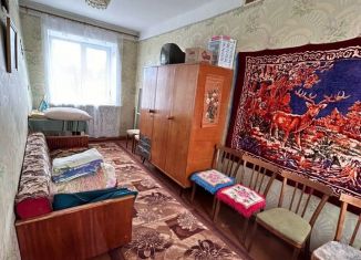 Сдаю в аренду трехкомнатную квартиру, 70 м2, Валдай, улица Энергетиков, 8