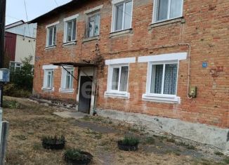 Продается 2-комнатная квартира, 35 м2, рабочий посёлок Вейделевка, улица Мира, 18