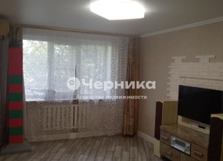 Продам 3-комнатную квартиру, 59.2 м2, Новошахтинск, Парковая улица, 44