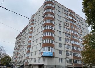 Продается 2-ком. квартира, 102 м2, Карачаево-Черкесия, Международная улица, 62