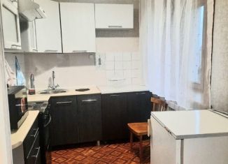 Аренда трехкомнатной квартиры, 62 м2, Усть-Кут, улица Речников, 47