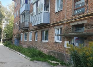 Сдается в аренду 1-ком. квартира, 31 м2, Козельск, Майская улица, 13