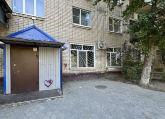 Продаю помещение свободного назначения, 90 м2, Волгоград, Липецкая улица, 3