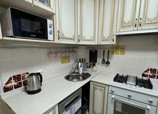 Продажа трехкомнатной квартиры, 52 м2, Выборг, улица Ушакова, 10