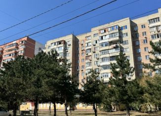 Продается однокомнатная квартира, 32.8 м2, Краснодар, проспект Чекистов, 19