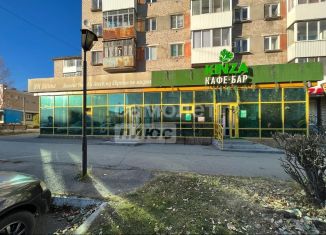Продается торговая площадь, 240.7 м2, Серов, улица Ленина