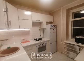 Продается 1-комнатная квартира, 32.4 м2, Курск, улица Халтурина, 3