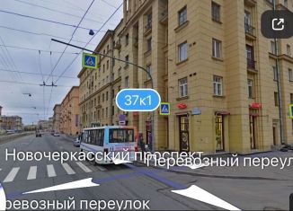 Сдается в аренду торговая площадь, 57 м2, Санкт-Петербург, Заневский проспект, 13, муниципальный округ Малая Охта