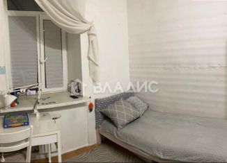 Продается 4-комнатная квартира, 83 м2, Санкт-Петербург, Полтавская улица, 14, Полтавская улица