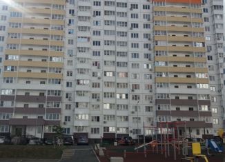 Продаю 1-ком. квартиру, 36 м2, Ростов-на-Дону, улица Дмитрия Петрова, 2