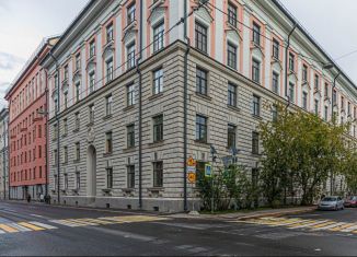 Продам 2-ком. квартиру, 106 м2, Санкт-Петербург, Малый проспект Петроградской стороны, 79-81-83, Петроградский район