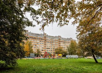 Продаю комнату, 13.5 м2, Санкт-Петербург, Аэродромная улица, 3, Приморский район