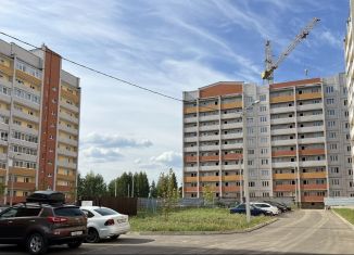 Продаю 3-ком. квартиру, 83.1 м2, деревня Алтуховка