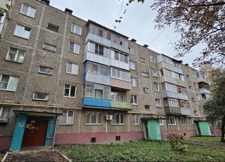 Продается 2-ком. квартира, 43 м2, Подольск, улица Долгого, 10