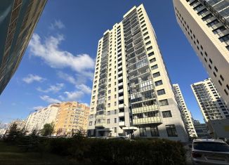 Двухкомнатная квартира в аренду, 65 м2, Татарстан, улица Сибгата Хакима, 50