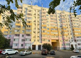 Продается 3-комнатная квартира, 72 м2, Белгородская область, улица Есенина, 44А