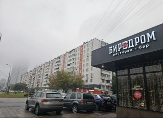 Сдача в аренду 2-ком. квартиры, 42.9 м2, Москва, улица Народного Ополчения, 21к1, улица Народного Ополчения