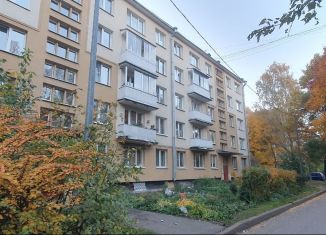 Сдам в аренду 3-ком. квартиру, 56 м2, Санкт-Петербург, Приморский район, Ланское шоссе, 16к2