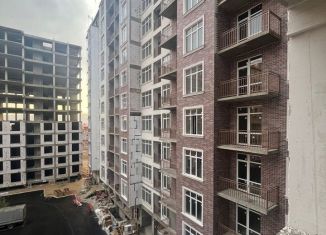 Продам 1-ком. квартиру, 75 м2, Махачкала, проспект Насрутдинова, 252, Ленинский район