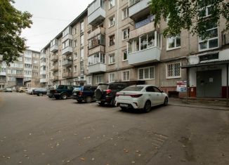 Сдаю в аренду 2-ком. квартиру, 44.9 м2, Иркутская область, улица Добролюбова, 12