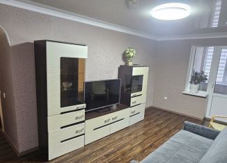 Сдача в аренду 2-ком. квартиры, 50 м2, Геленджик, микрорайон Северный, 6