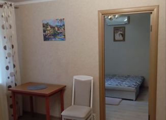 Аренда 2-комнатной квартиры, 36 м2, Краснодарский край, улица Гринченко, 36