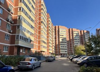 Продам 1-комнатную квартиру, 35 м2, Москва, улица Барышевская Роща, 26