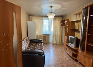 Сдаю 2-ком. квартиру, 46 м2, Иркутск, улица Александра Невского