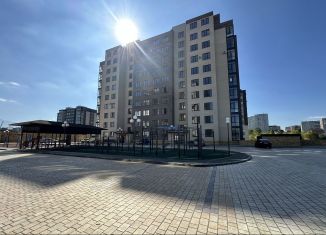 Продается трехкомнатная квартира, 85 м2, Владикавказ, улица Олега Кошевого, 2