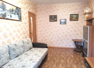 Продается трехкомнатная квартира, 57 м2, Североморск, улица Душенова, 15