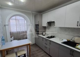 Продается 2-ком. квартира, 51 м2, Ставропольский край, улица Анджиевского, 136