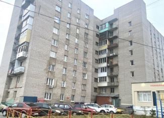 Продам 1-комнатную квартиру, 35 м2, Ижевск, улица Оружейника Драгунова, 64