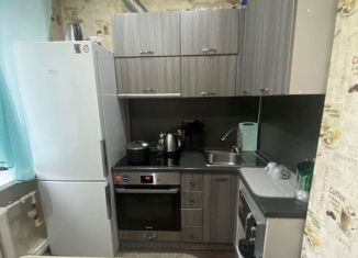 Продам 3-комнатную квартиру, 59 м2, Черногорск, улица Матросова, 5