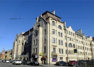 Продаю 5-ком. квартиру, 116.5 м2, Санкт-Петербург, метро Петроградская, улица Всеволода Вишневского, 10