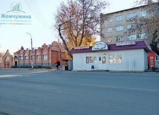 Продаю торговую площадь, 60 м2, Димитровград, улица Куйбышева, 42