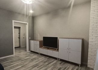 Сдам в аренду 3-ком. квартиру, 65 м2, Калининград, улица Виктора Денисова, 18