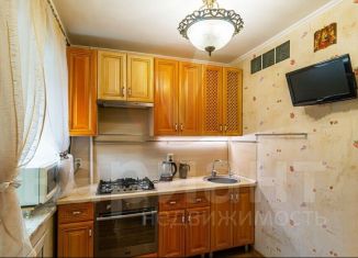 Продам 3-комнатную квартиру, 46 м2, Омск, Бульварная улица, 4А