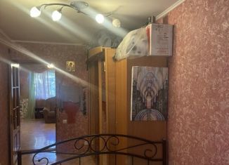 Продам 2-ком. квартиру, 45 м2, Симферополь, улица Гагарина, 13А, Железнодорожный район