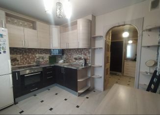 Сдача в аренду 1-ком. квартиры, 37 м2, Новосибирск, улица Столетова, 2