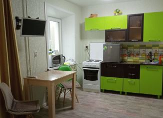 Аренда комнаты, 30 м2, Братск, улица Макаренко, 4